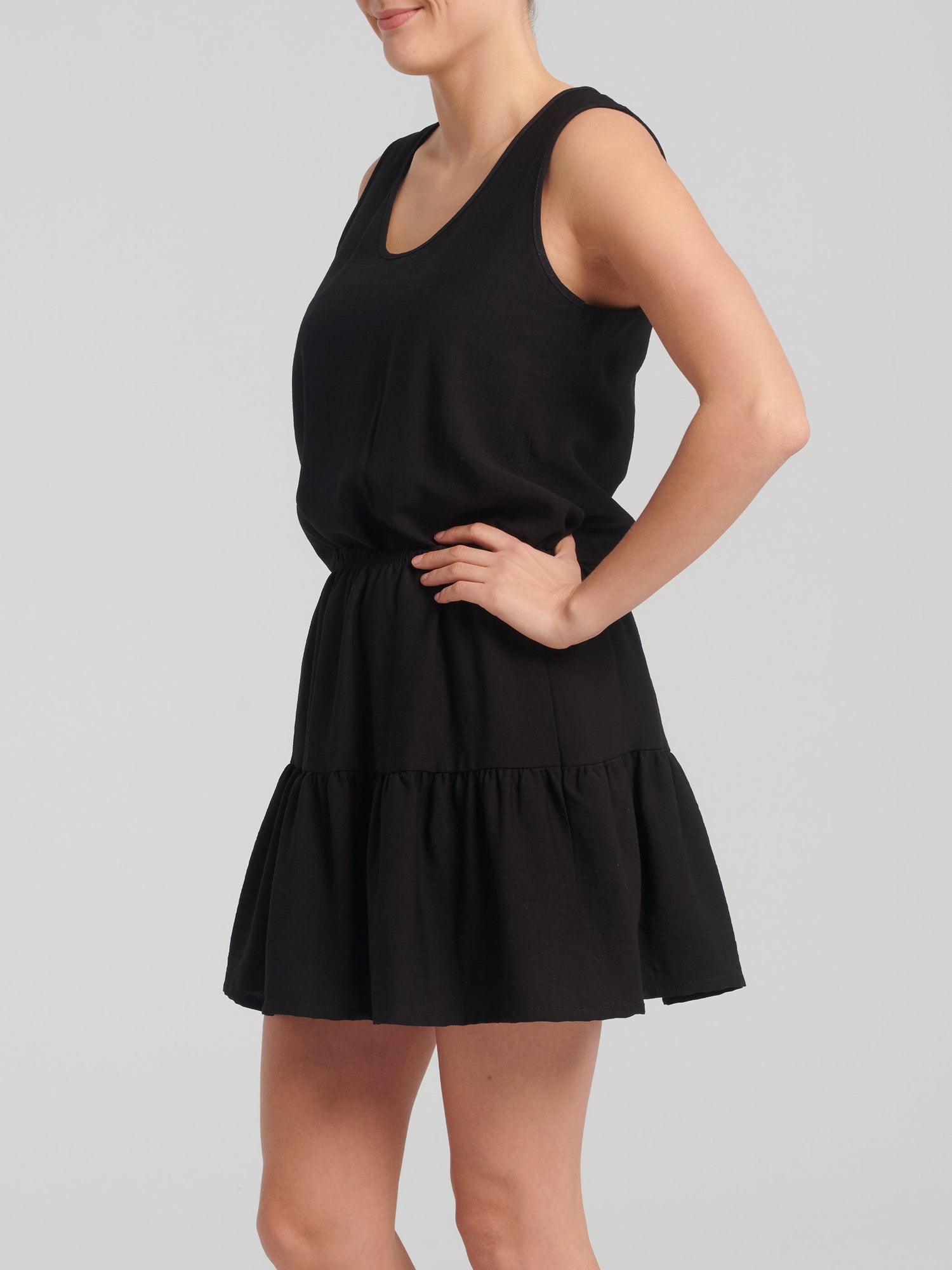 Robe Brigid / Noir  PE25