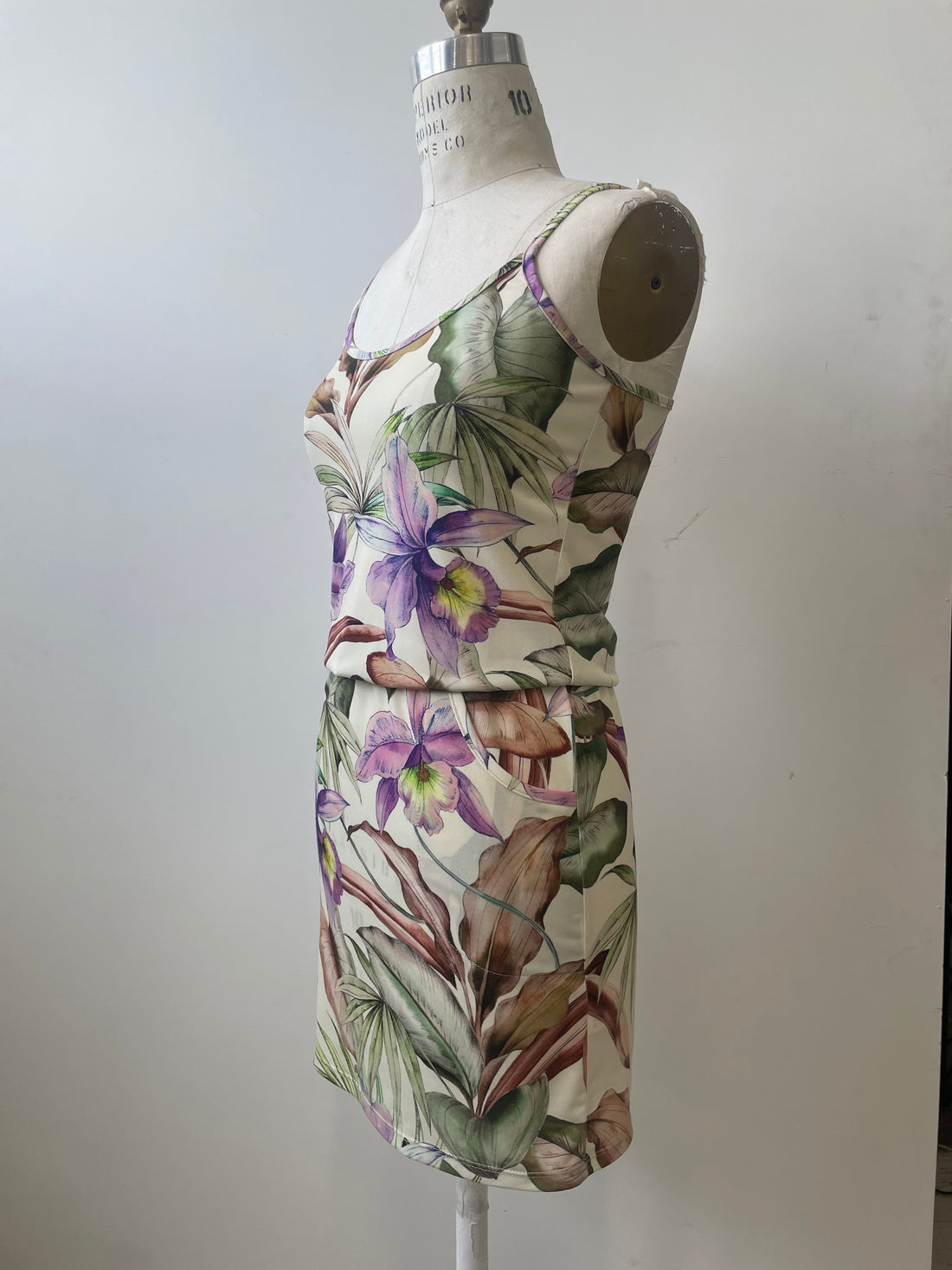 Robe Nerina PE27