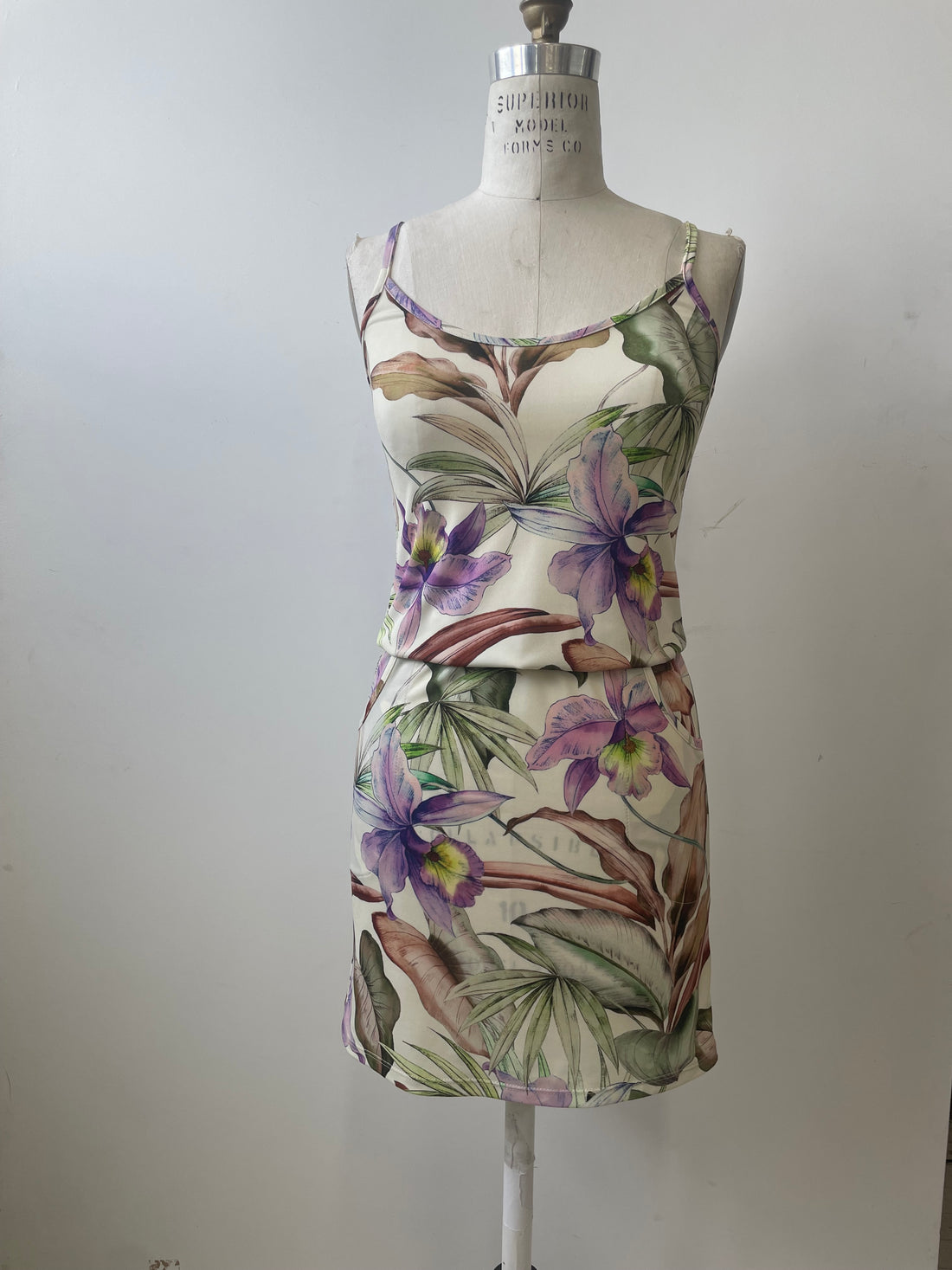 Robe Nerina PE27