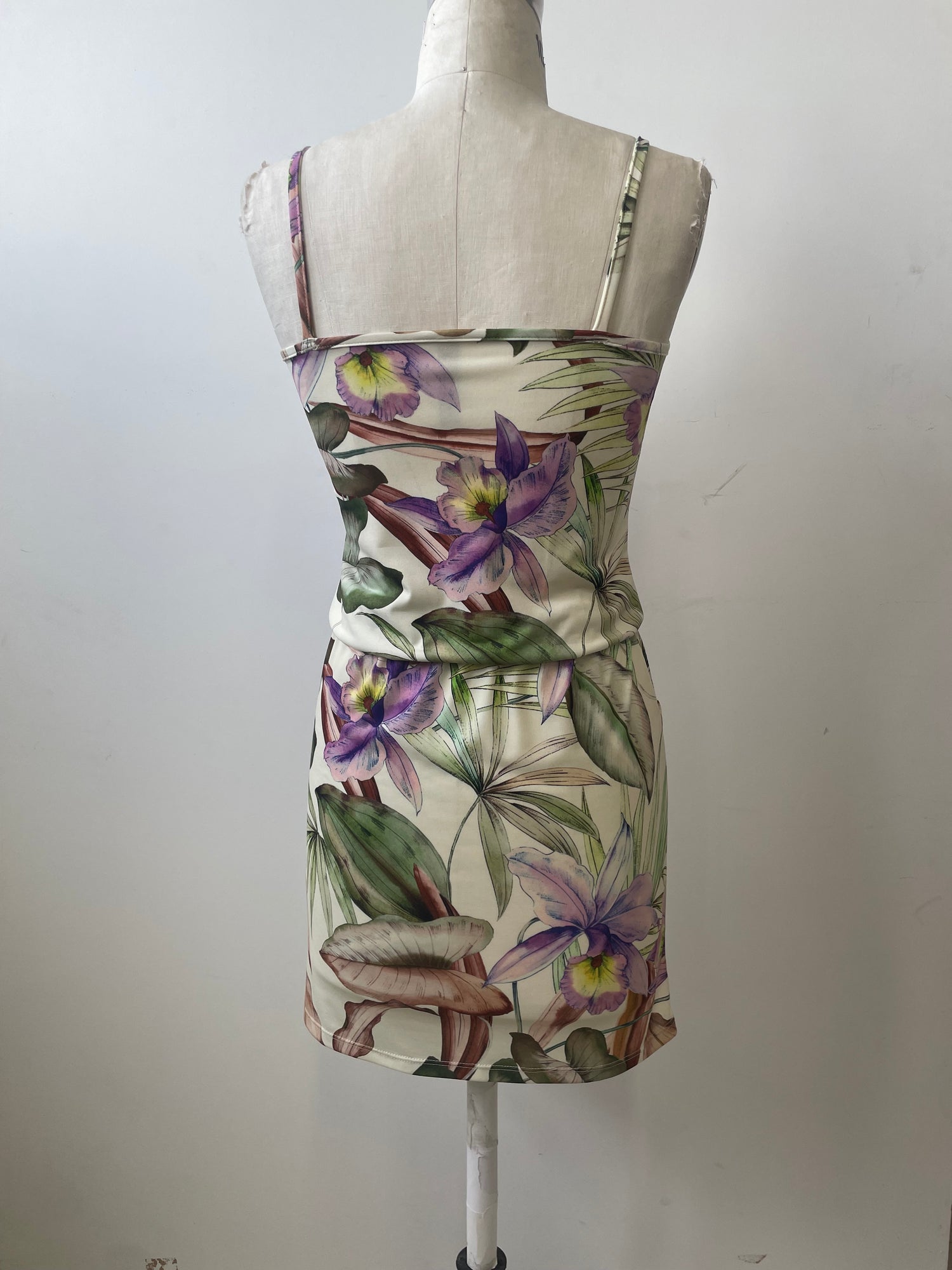Robe Nerina PE27