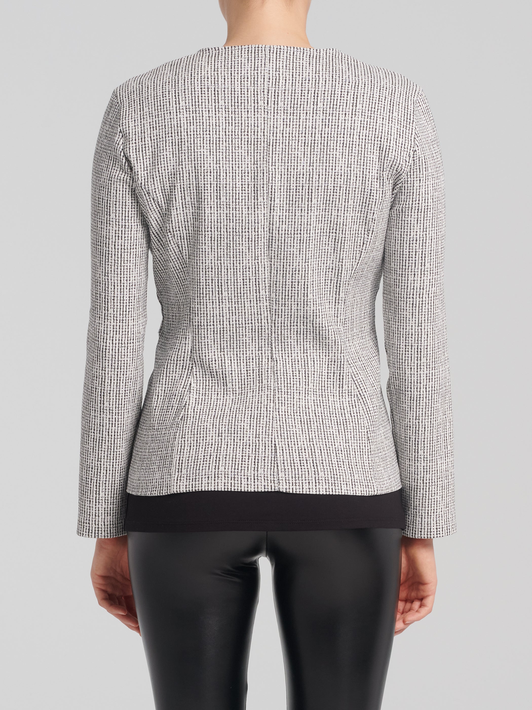 Iriria Veste