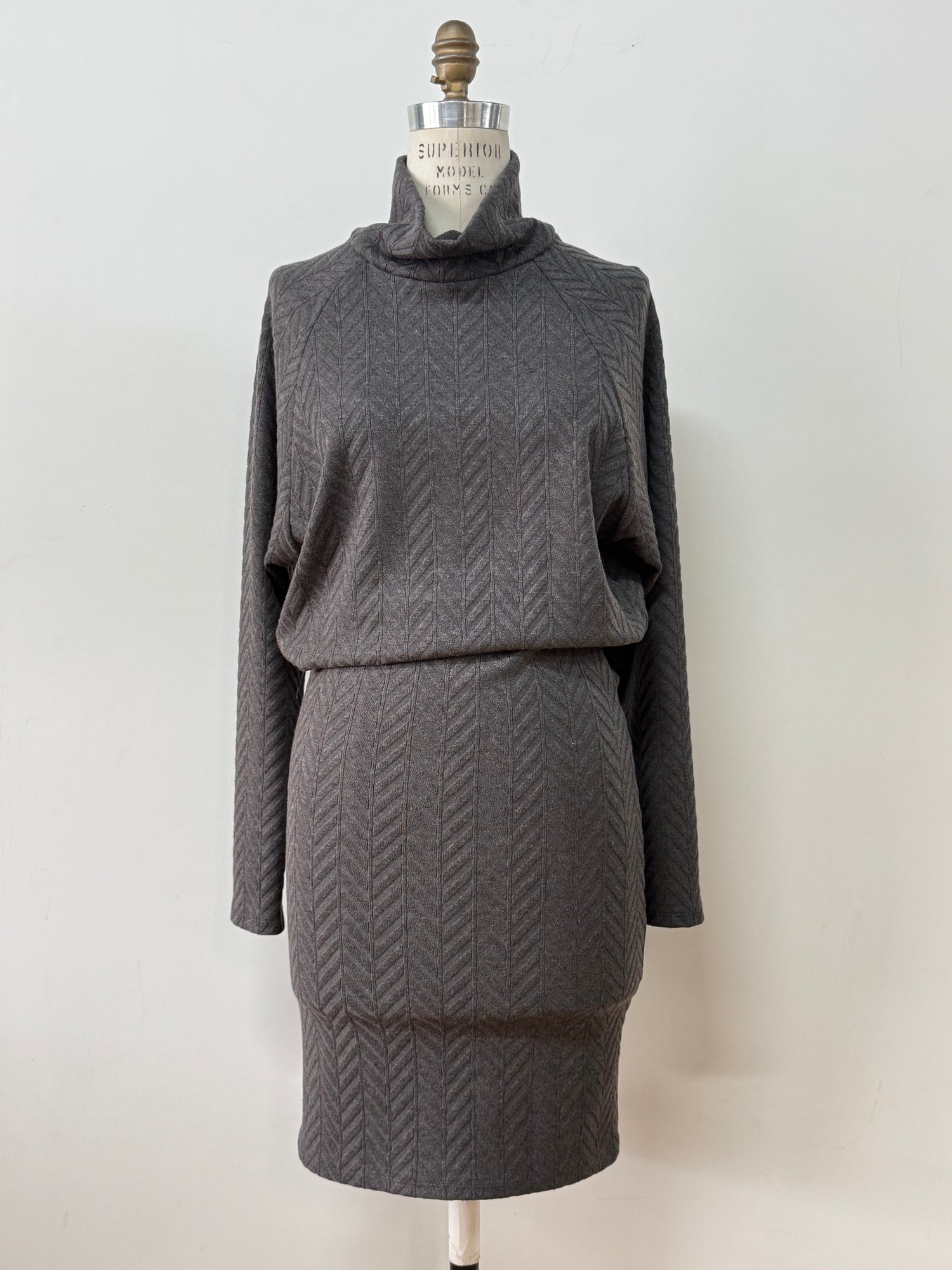 Robe Asmaa AH 2026-27